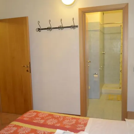 Fattoria Il Poggio 农家乐 *